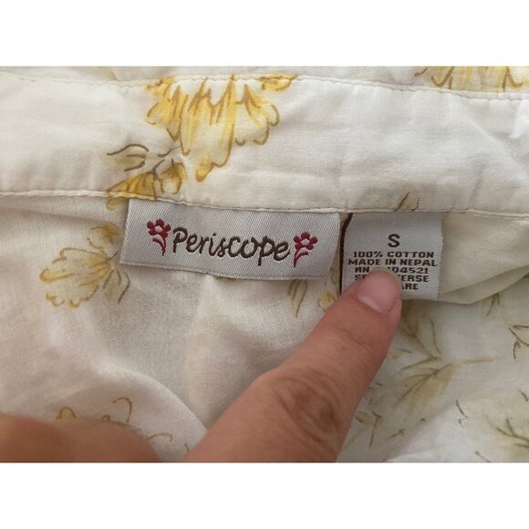 PERISCOPE Yellow White Floral Button Down Shirt SIZE S Juniors Women’s - Picture 6 of 8